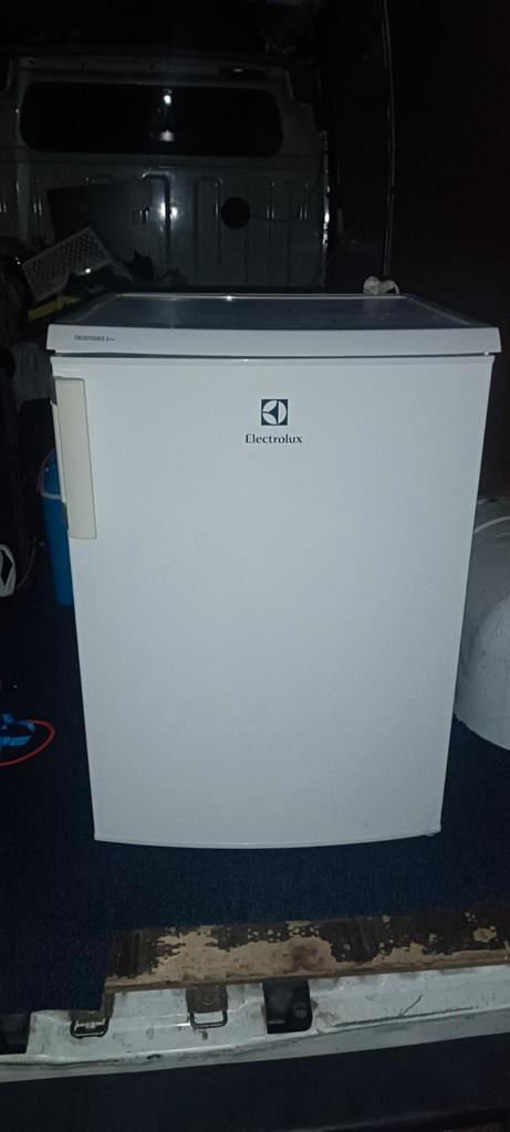 Electrolux koelkast A++ + gratis bezorging Venlo, Witgoed en Apparatuur, Vriezers en Diepvrieskisten, Zo goed als nieuw, 85 tot 120 cm