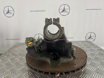 Fusee rechts-voor van een Mercedes A-Klasse beschikbaar voor biedingen