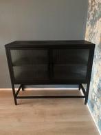 Metalen Zwarte kast met glas van de kwantum, Ophalen, Met deur(en), Metaal, 25 tot 50 cm