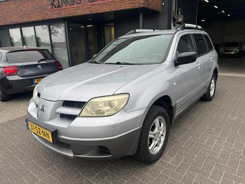 Mitsubishi Outlander Sport 2.0 Invite+ TREKHAAK AIRCO NIEUWE, Auto's, Mitsubishi, Bedrijf, Te koop, Outlander, ABS, Airbags, Airconditioning