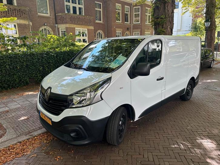 Renault Trafic 1.6 DCI 2015 L1H1, Auto's, Bestelauto's, Particulier, ABS, Airbags, Airconditioning, Bluetooth, Centrale vergrendeling