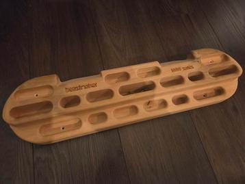 Beastmaker 1000 Series Klimbord beschikbaar voor biedingen