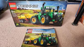 LEGO Technic 42136 John Deere Tractor beschikbaar voor biedingen