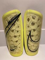 Scheenbeschermers, Sport en Fitness, Voetbal, Maat XL, Ophalen, Gebruikt, Overige typen