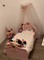 Prinses bed met nachtkastje en klamboe (Kidskraft) 140x70, Kinderen en Baby's, Kinderkamer | Bedden, Ophalen, Gebruikt, 70 tot 85 cm