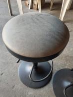 2 Metalen barkrukken., Ophalen, Gebruikt, 60 tot 90 cm, 2 krukken