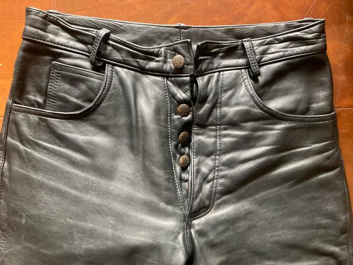 Glad leren strakke jeans mt 30 €40,incl verz postnl, Kleding | Heren, Spijkerbroeken en Jeans, Zo goed als nieuw, W32 (confectie 46) of kleiner