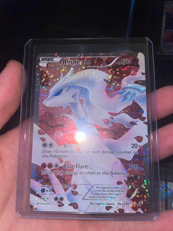 Reshiram RC22 - Radiant Collection - Pokémon Kaart beschikbaar voor biedingen