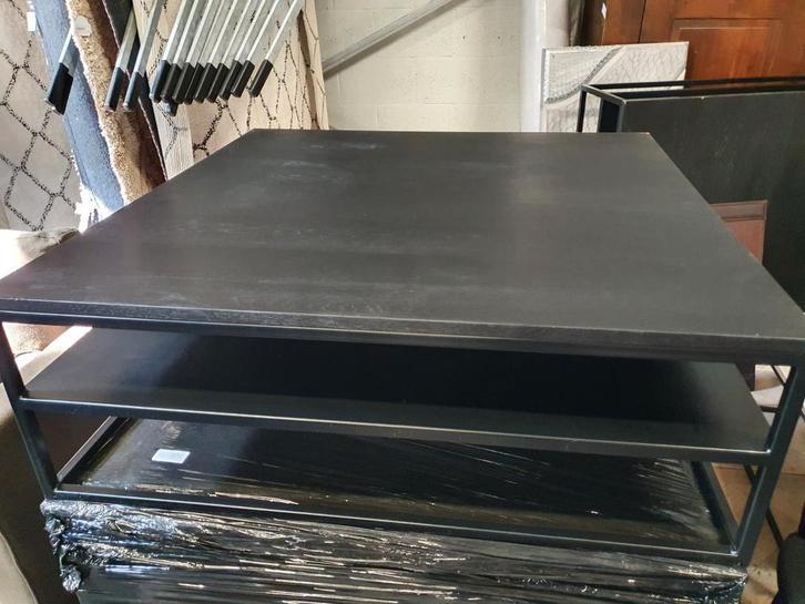 Grote vierkante salontafel, Huis en Inrichting, Tafels | Salontafels, Nieuw, Minder dan 50 cm, 100 tot 150 cm, 100 tot 150 cm