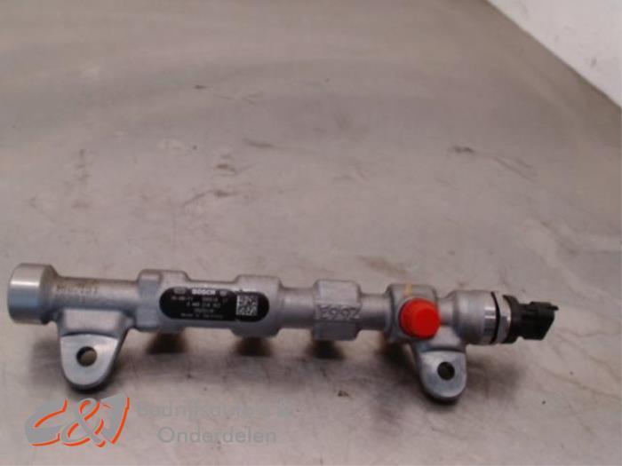 Galerij (Injectie) van een Fiat Doblo, Auto-onderdelen, Brandstofsystemen, Fiat, Gebruikt, 3 maanden garantie, Ophalen of Verzenden