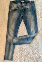 Mooie nieuwe spijkerbroek van merk Met in Jeans maat 29/34, Kleding | Dames, Ophalen of Verzenden, Zo goed als nieuw, Blauw, W28 - W29 (confectie 36)