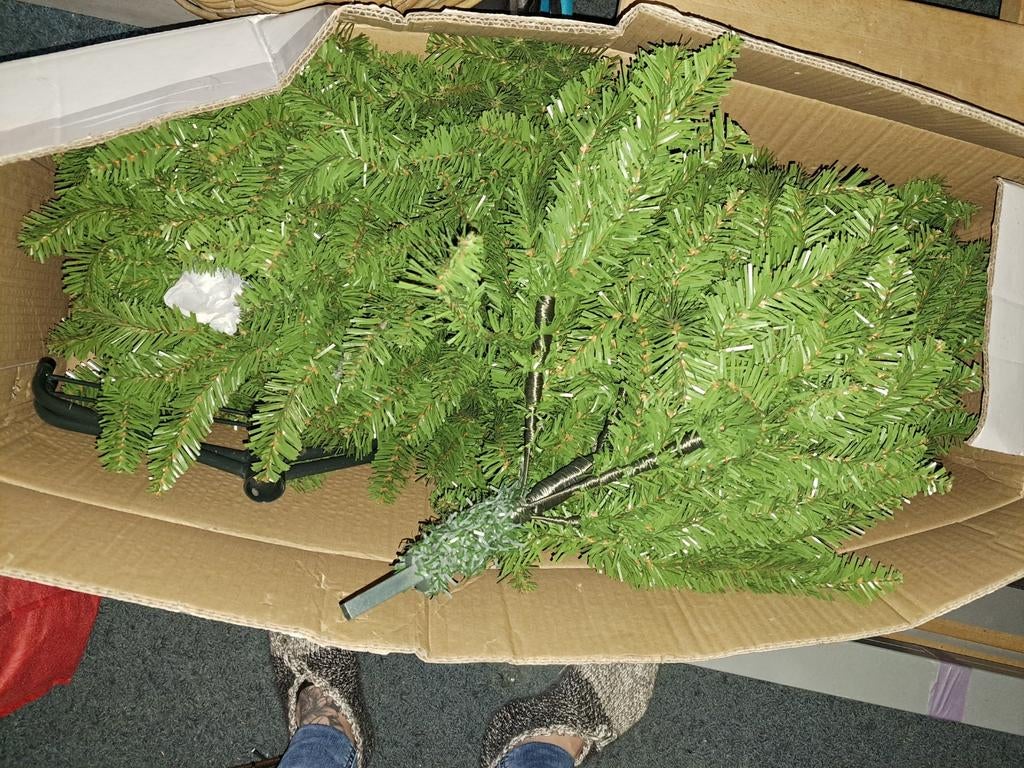 Nette volle kerstboom, Diversen, Kerst, Ophalen, Zo goed als nieuw