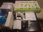 Wii compleet met spellen en Wii fit en accessoires, Ophalen of Verzenden, Gebruikt