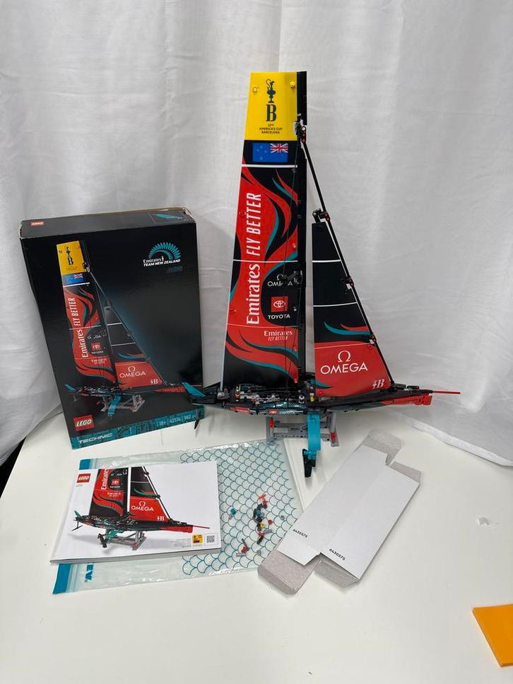 Lego Technic AC75 Zeilboot - COMPLETE SET, Kinderen en Baby's, Speelgoed | Duplo en Lego, Zo goed als nieuw, Lego, Complete set