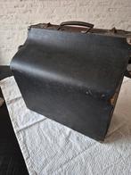 Mooie zeer oude accordeon, voor sier of decoratie. T.E.A.B., Muziek en Instrumenten, Gebruikt, Overige formaten, Toetsaccordeon