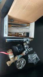 Radiator kranen / aansluiting set, Ophalen of Verzenden, Zo goed als nieuw, Kraan