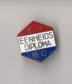 EHBO emaille broche Nr. 1, Verzamelen, Speldjes, Pins en Buttons, Verzenden