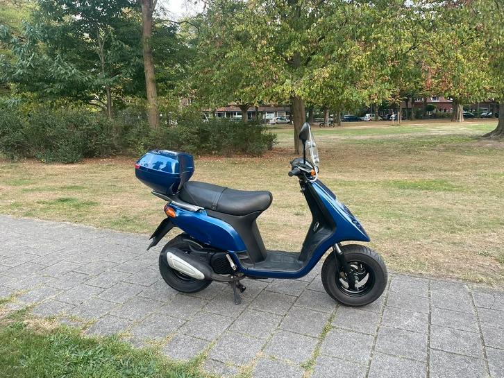 Piaggio Tyhoon/TPH 125cc, Fietsen en Brommers, Scooters | Piaggio, Zo goed als nieuw, Overige modellen, Ophalen