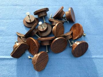 ronde retro kast knopjes van hout - vintage