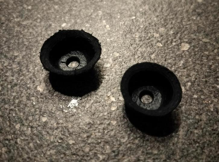 Pompleertjes voor kerosine / petroleum brander, Antiek en Kunst, Antiek | Woonaccessoires, Ophalen of Verzenden