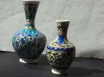 2 vazen IZNIK Ottoman Arabic Middle-East vases handpainted, Ophalen of Verzenden