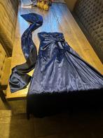 Gala jurk maat S izgst prachtige kleur blauw, Ophalen, Galajurk, Blauw, Zo goed als nieuw
