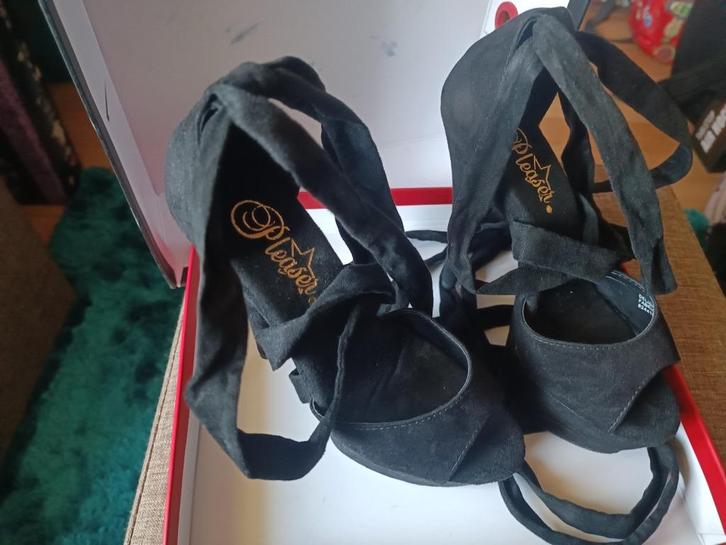 Pleaser hoge hakken mt 36 Zwart. Nieuw in doos, Kleding | Dames, Schoenen, Nieuw, Schoenen met hoge hakken, Zwart, Ophalen