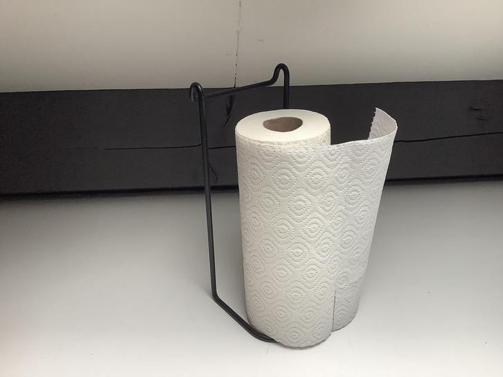 Zwart metalen keukenrolhouder, Huis en Inrichting, Keuken | Keukenbenodigdheden, Zo goed als nieuw, Ophalen of Verzenden