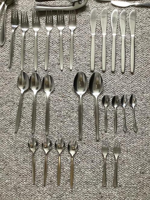 Alles samen op de foto - voor €4,95 - bestek + keukenspullen, Huis en Inrichting, Keuken | Bestek, Gebruikt, Bestekset, Rvs of Chroom