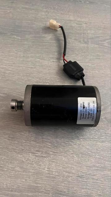 DC Motor 180v 2100RPM beschikbaar voor biedingen