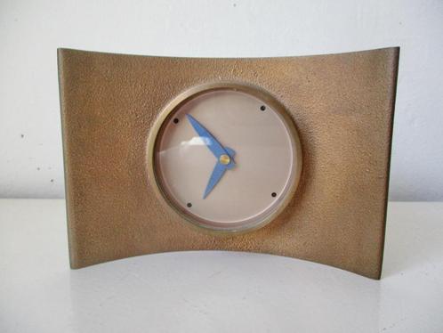 Paul Schudel Arnhem werkende bronzen klok Designum PTT, Antiek en Kunst, Antiek | Klokken, Ophalen of Verzenden