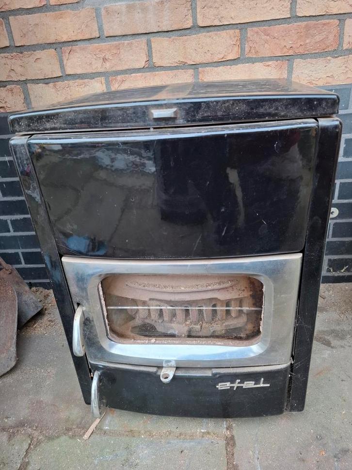 Vintage kachel,  houtkachel, Huis en Inrichting, Kachels, Gebruikt, Houtkachel, Hout, Ophalen