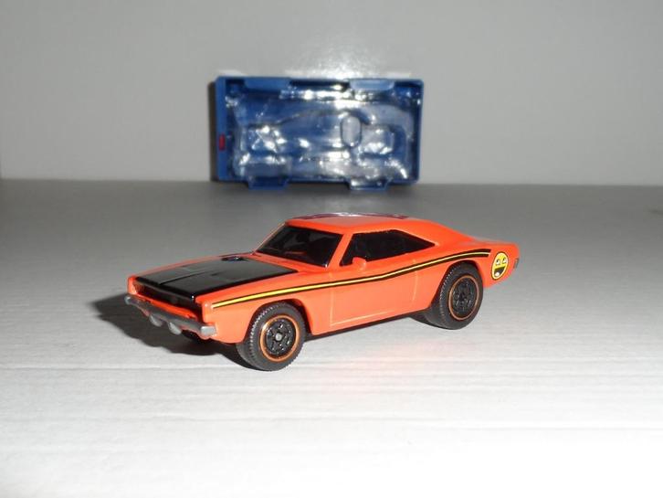 Majorette Tune Ups serie 1 - Dodge Charger R/T "Cool" - 1:64, Hobby en Vrije tijd, Modelauto's | Overige schalen, Nieuw, Auto