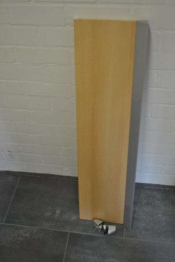 Wandplank, 101 cm bij 26 cm beschikbaar voor biedingen
