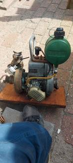 Ducati 2pk  waterpomp op benzine (vintage/antieke), Tuin en Terras, Waterpompen, Ophalen, Zo goed als nieuw, Handmatig