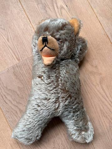 Teddybeer van het merk Grisly beschikbaar voor biedingen