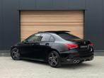 Mercedes-Benz A-klasse 200 Business AMG PANO|SFEERVERLICHTIN, Auto's, Stof, Gebruikt, 4 cilinders, Origineel Nederlands