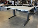 Vepa Elektrisch bureau / tafel 140x80xH61-82 cm, 23 stuks, Elektrisch, Zo goed als nieuw, Bureau, Verzenden