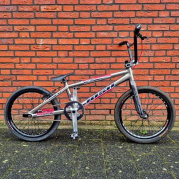 JOSH TITANIUM (PRO XL REFURBISHED) beschikbaar voor biedingen