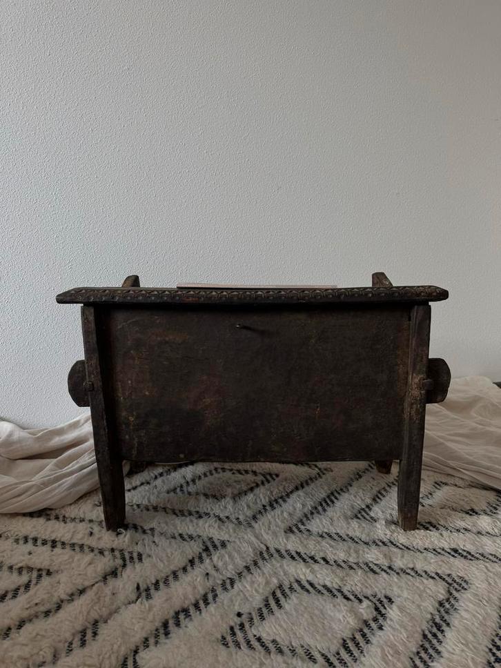 Himalaya Bruidskist, Antiek en Kunst, Antiek | Meubels | Kasten, Ophalen of Verzenden