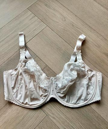 Prima Donna 105D Beige Kant FullCup (LEES BESCHRIJVING) beschikbaar voor biedingen