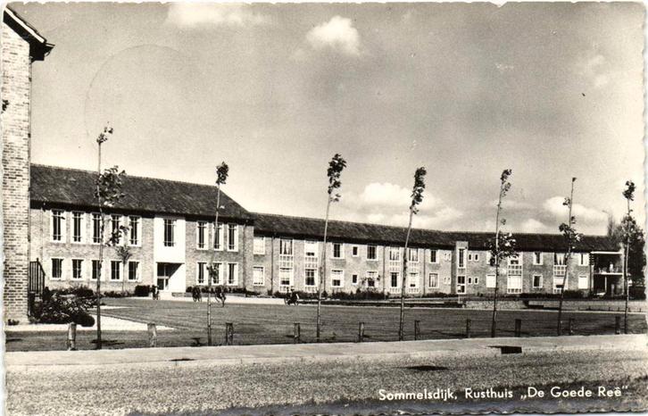 Sommelsdijk, Rusthuis De Goede Ree - fiets - 1964 gelopen, Verzamelen, Ansichtkaarten | Nederland, Gelopen, Zuid-Holland, Voor 1920