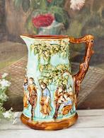 Majolica antieke barbotine kan, Ophalen of Verzenden