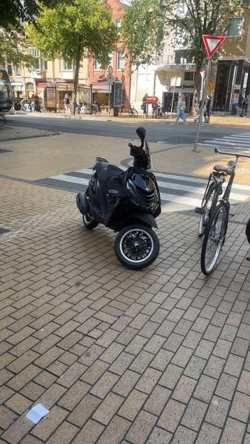Piaggio zip 80cc Iget beschikbaar voor biedingen