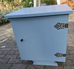 Klein kastje laag oud model nieuwe kleur, Ophalen, Gebruikt