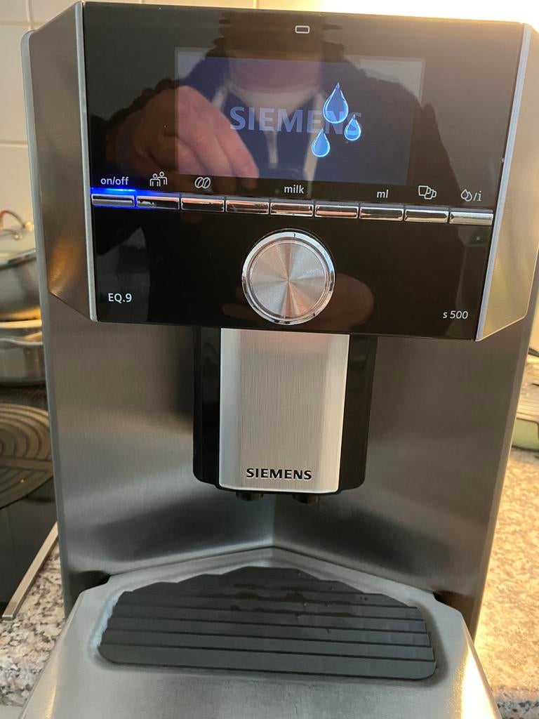 Siemens EQ9 S500, Afneembaar waterreservoir, Koffiemachine, Zo goed als nieuw, 4 tot 10 kopjes