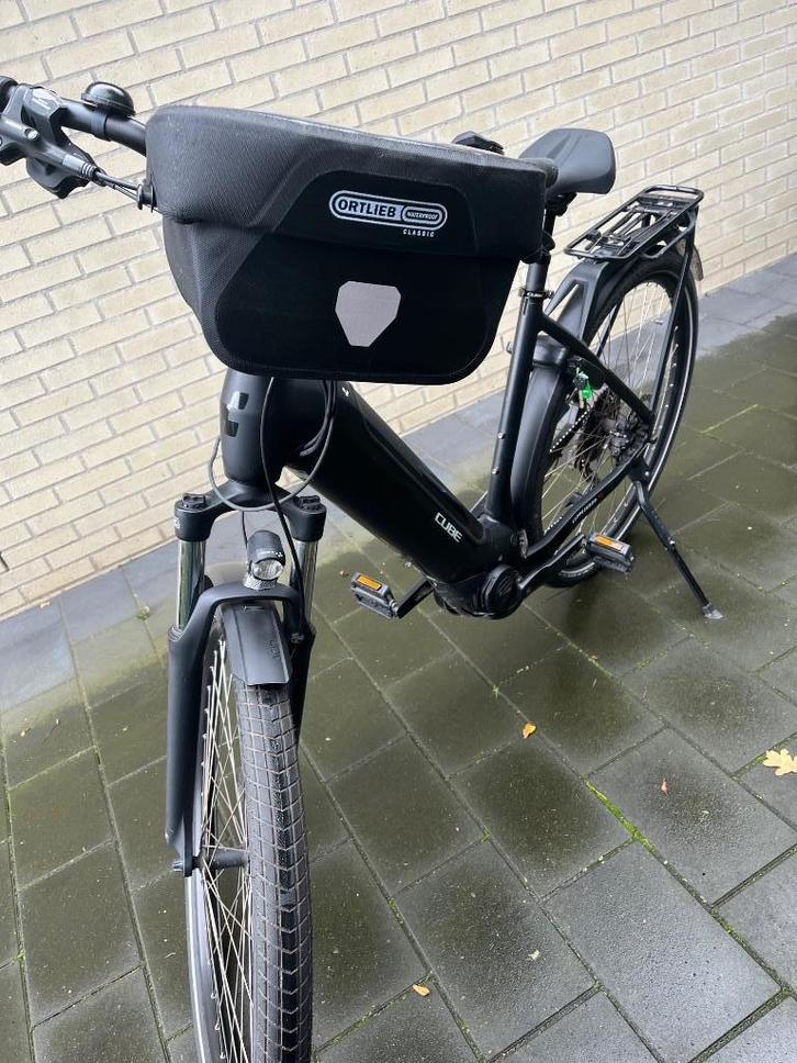 E-bike, Merk Cube, Fietsen en Brommers, Elektrische fietsen, Zo goed als nieuw, Cube, 51 tot 55 cm, 50 km per accu of meer, Ophalen