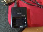 Sony BC-CS2B-batterijlader, Audio, Tv en Foto, Opladers, Gebruikt, Ophalen of Verzenden