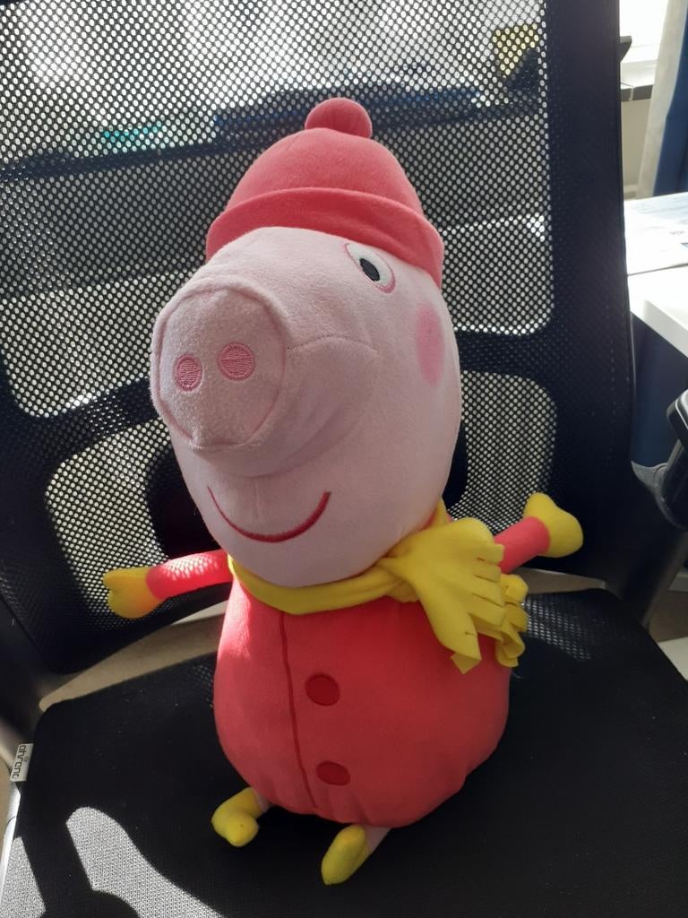 Peppa Pig knuffel met winterkleding, Ophalen, Overige typen, Middelgroot (20 tot 80 cm), Peppa Pig
