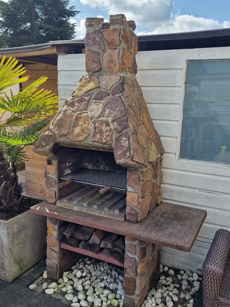 Leuke bbq/haard  in 4 delen te demonteren, Tuin en Terras, Ophalen of Verzenden, Gebruikt